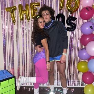 Meet your Posher, Bennett